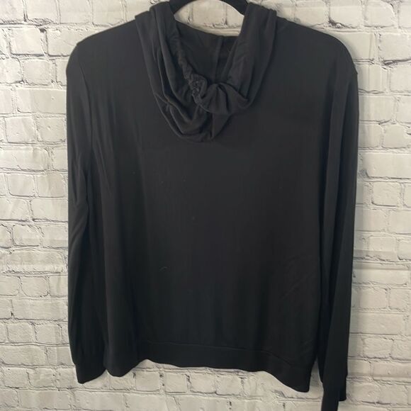 🖤👚 Express Black Hooded Crop Top - Size Extra Small - Picture 3 of 4